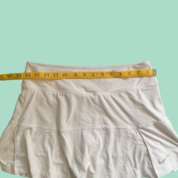 Nike Dri-FIT White Flare Tennis Skirt w/ Built-in Shorts – Size S - Picture 4 of 6